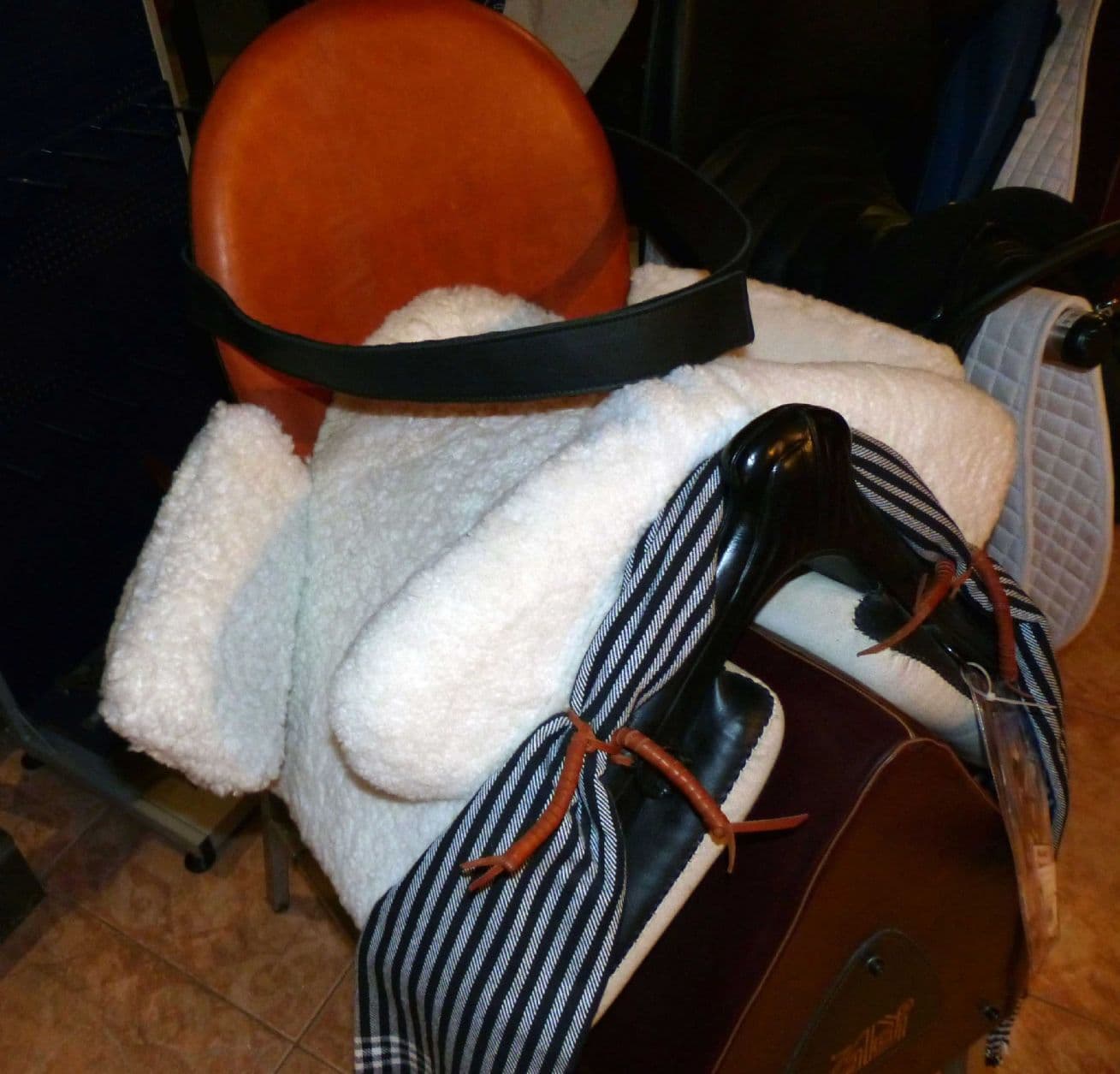 Zaldi Vaquera saddle saddle for disabled riders