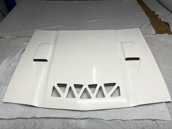 Manta 400 GRP Bonnet