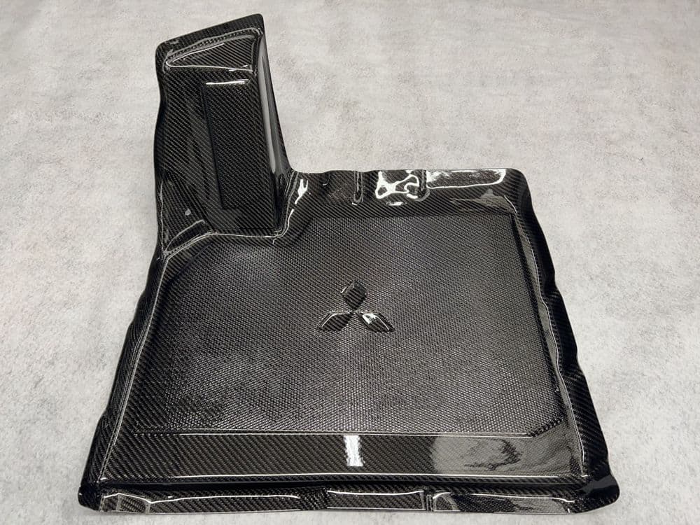Mitsubishi Evo 7/8/9 Driver Footwell Carbon