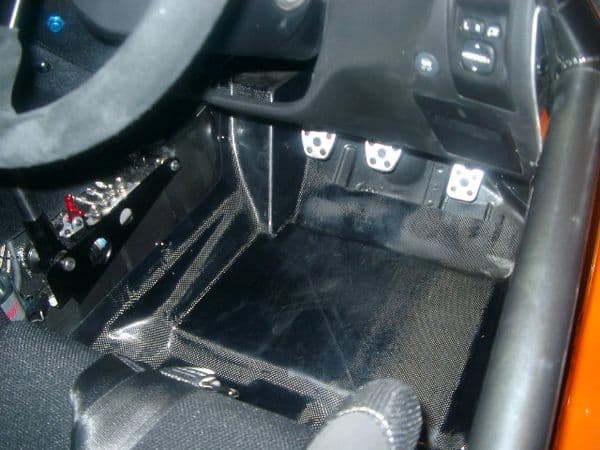 Subaru Impreza Hatchback 08-14 Driver Footwell RHD (N14-16)