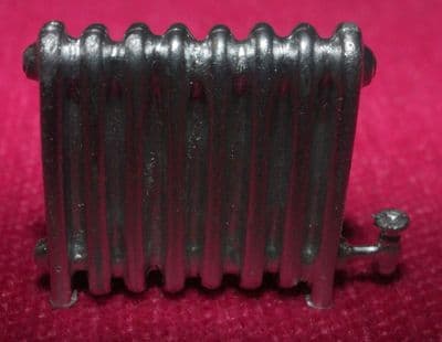 1930's Silver 1/24th Radiator