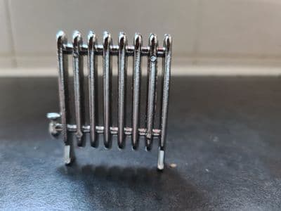 Silver Victorian Style Radiator - 8 Bar