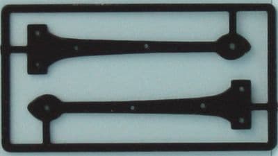 Tudor Strap Mock Hinge