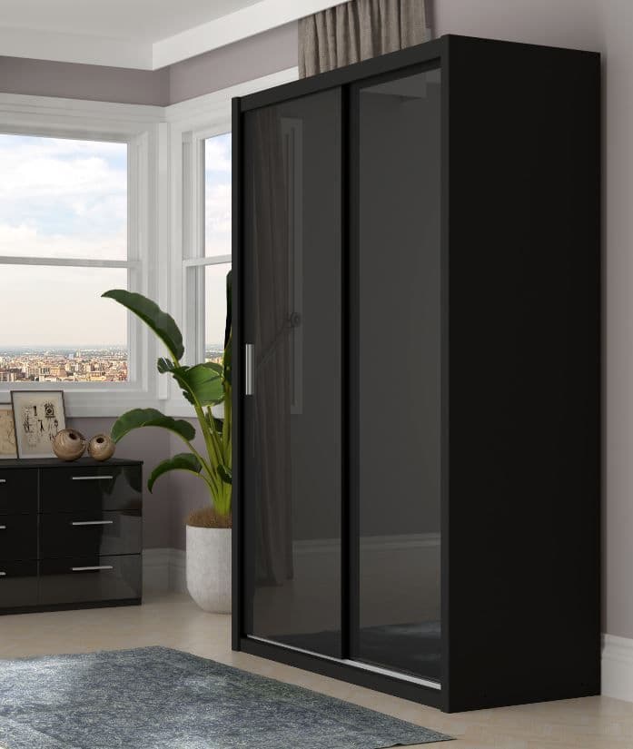 Maximizing Space and Style: The Pros and Cons of Sliding Door Wardrobes