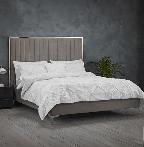 Escoublac Soft Mink Grey Velvet King Size Bed 22LD141