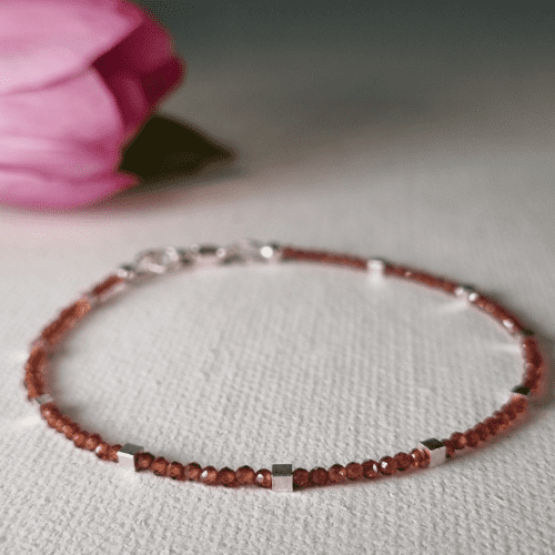 Bracelet – Gemstone – Garnet – Garnet Stacking Bracelet 1006