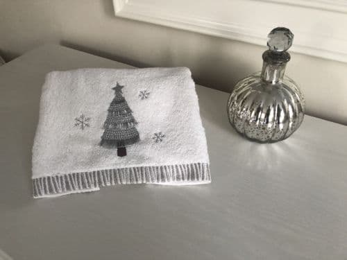 Christmas Tree Embroidered Hand Towel 40 x 60 cm