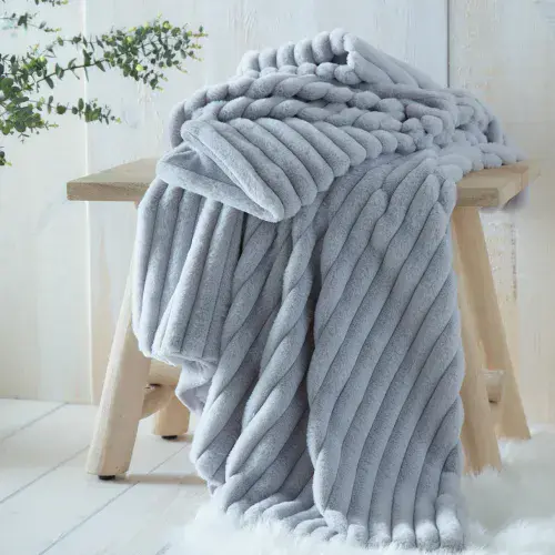 Throw Morritz by Appletree Hygge in Grey 130 x 180 cm