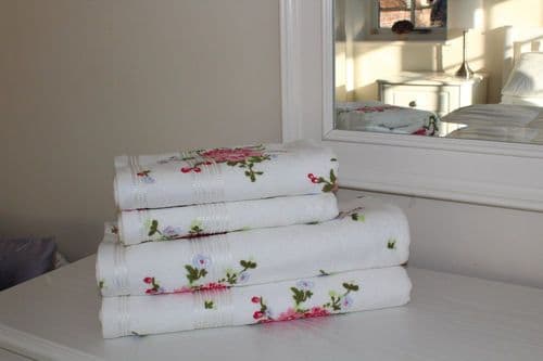 White/Pink Rose Floral Printed 100% Cotton Towel 400 Gsm
