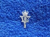 5th ROYAL INNISKILLING DRAGOON GUARDS CAP BADGE QC