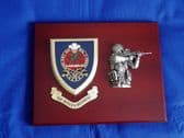 QUEEN'S REGIMENT MESS SHIELD & SOLIDER IN SHOOTING POSITION COMBAT PLAQUE