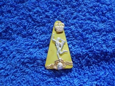 ROYAL CORPS OF SIGNALS ( ROYAL SIGNALS ) CAP BADGE