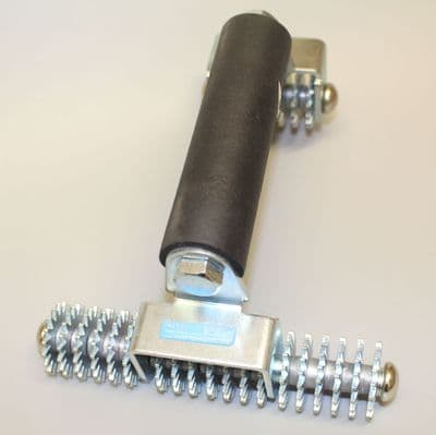 Multi Wheeled Spiked Carpet Roller RWS091B