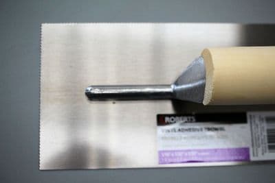R49771 Roberts Adhesive Trowel RWS146V