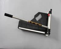 Roberts 330mm Multi Floor Cutter – LVT, Laminate & Carpet Flooring Cutter