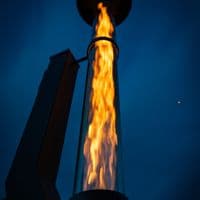 Portable Wood Pellet Patio Heater – Outdoor Smokeless Pellet Heater with Glass Flame Tube, Freestand