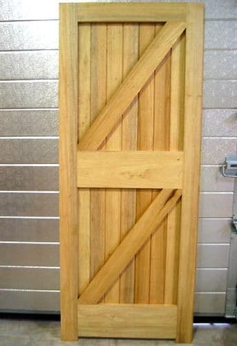 DOOR FLBS 78in x 33in x 44MM FRAME LEDGED BRACED & SHEETED 912414