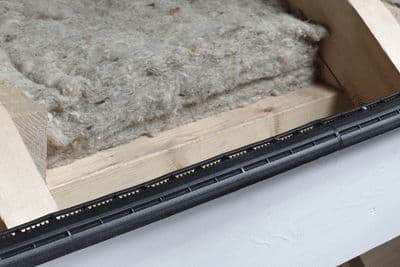 VENT OVER FASCIA 25MM x 1000MM FV250