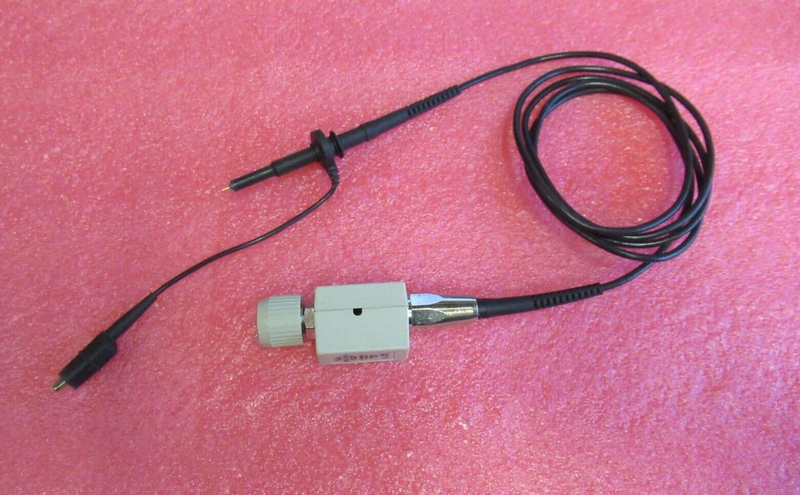 Tektronix P6139A 500MHz 10X 10M 8 0pF Passive Oscilloscopes Probe 1 3M