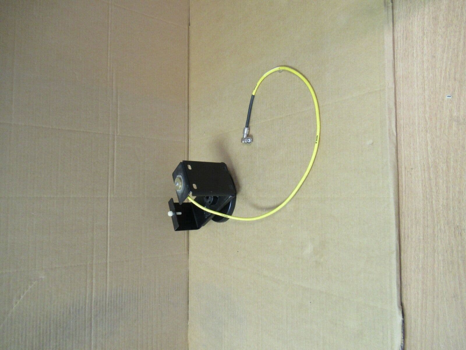 Trimble GPS Antenna Bracket Mounting Mount Base Connecting