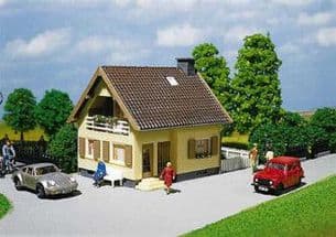 Faller 130205 H0 Gauge Detached House Hobby Kit