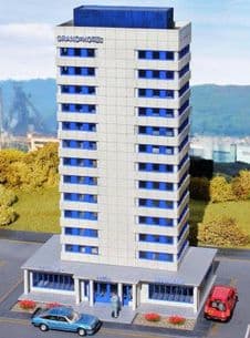 Gaugemaster GM486 OO Gauge Fordhamton Hotel Kit