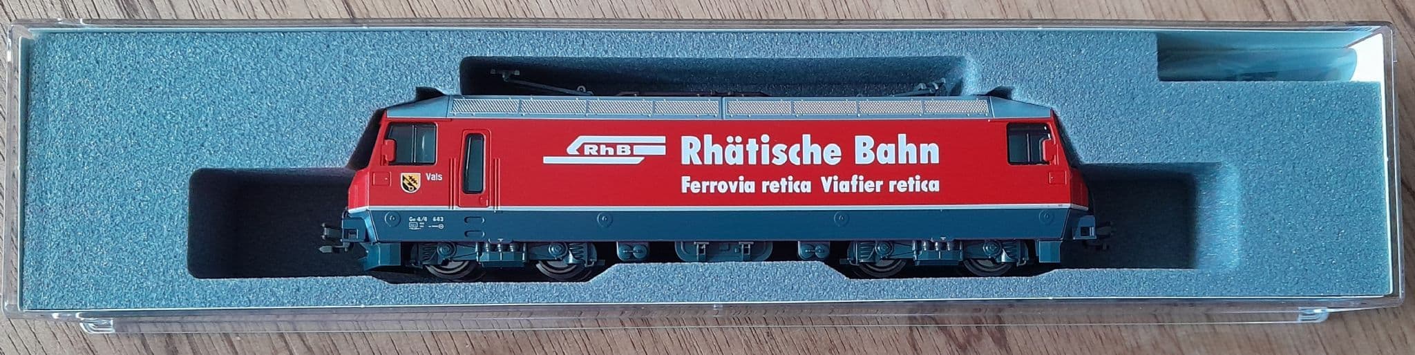 鉄道模型 BEMO RhB Ge 4/4 III Nr.641 VEREINA Kato 3101-7 N Gauge RhB Ge 4/4 III 643 Vals Electric Locomotive