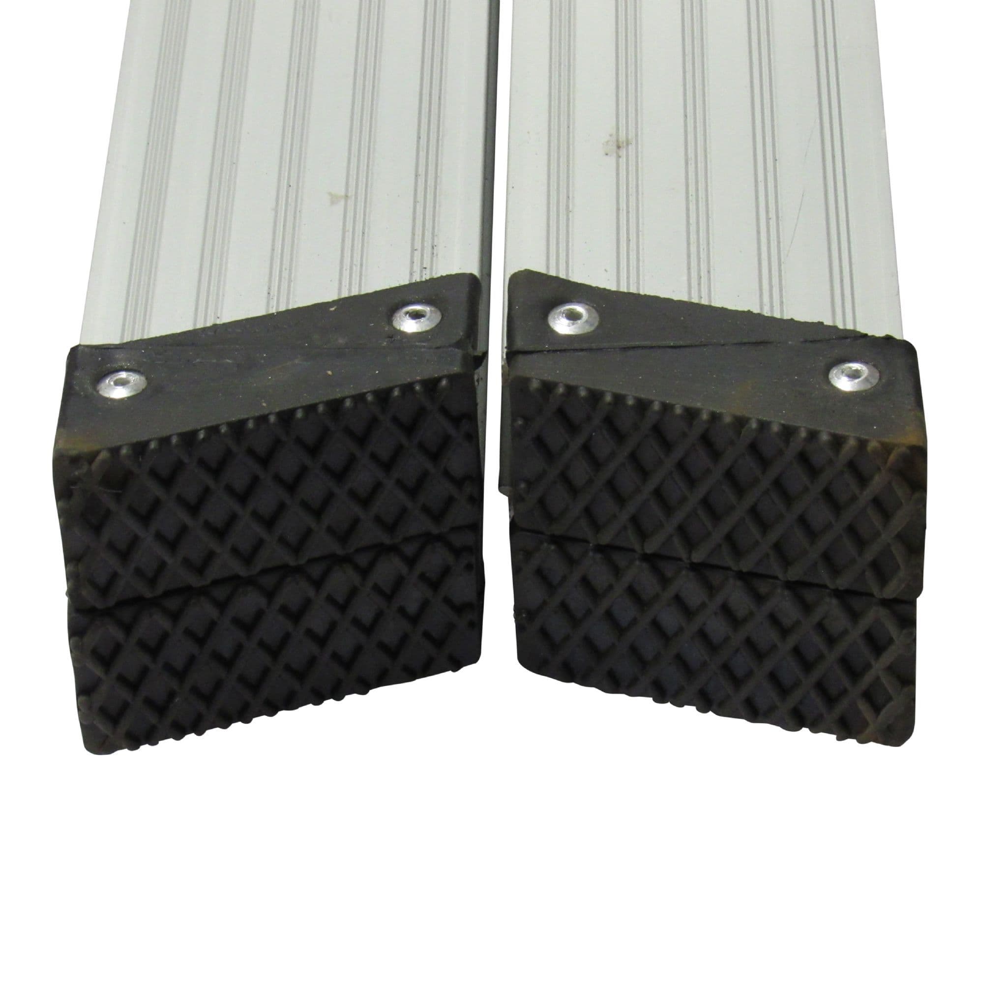 EN131 Approved 5 Step Folding Step Ladder | SecureFIx Direct
