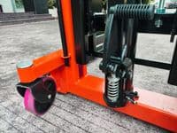 Straddle Leg Hand Stackers | SecureFix Direct
