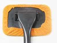 Long Reach Window Cleaning Pad with Spray Bottle (Microfibre Windscreen Interior Wipe)