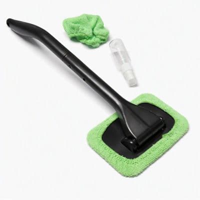 Long Reach Window Cleaning Pad with Spray Bottle (Microfibre Windscreen Interior Wipe)