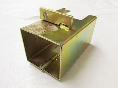 Towing Trailer Hitch Lock - In-Motion Caravan Driving Coupler Cover