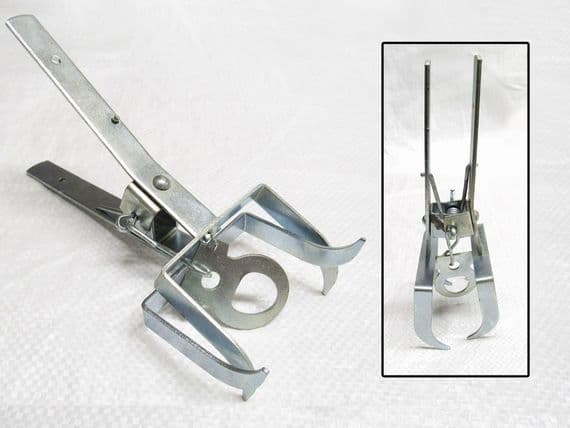 x1 215MM Zinc Plated Scissor Mole Trap - Rodent Pest Vermin Control Claw Trapper Ground Spring