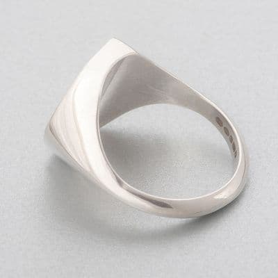 UNIS Silver Signet Ring