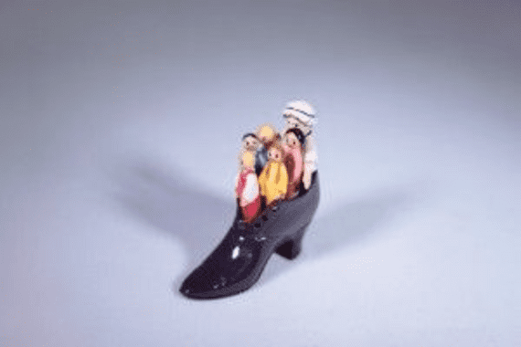 Minnie Maria, Old Lady In A Shoe. Pewter Miniature.