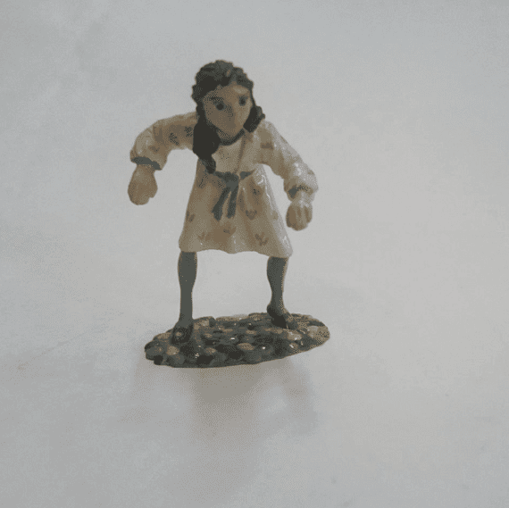 Minnie Maria. Pewter Alice from Alice in Wonderland.