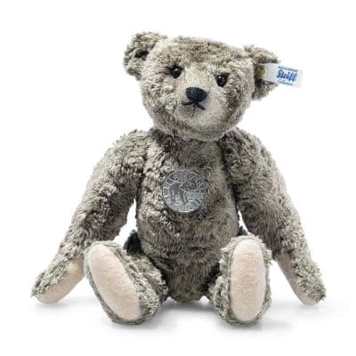 Steiff  Richard Collectors Bear. EAN007125