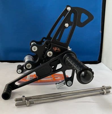 Adjustable Rearsets - Suzuki GSXR 1000 (05-06).  RSS005