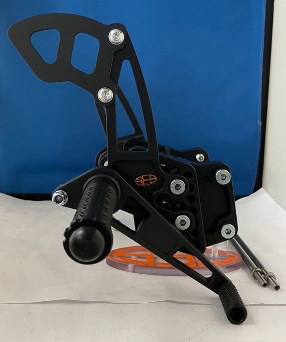 Adjustable Rearsets - Suzuki GSXR 1000 (07-08). RSS007.