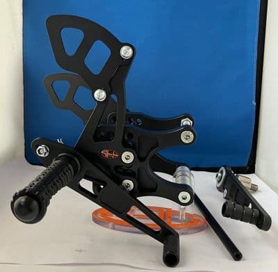 Adjustable Rearsets - Suzuki GSXR 1000 (17-24)  RSS014.