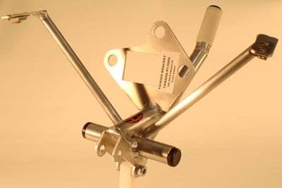 Fairing Bracket - Yamaha R1 (00-01). FBY004