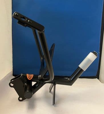 Fairing Bracket - Yamaha R6 (98-02). FBY001