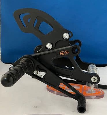 Fixed Rearset: Ducati 600/750/900SS. RSD003 (BLACK)
