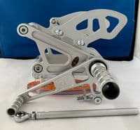 Fixed Rearset: Ducati Monster 600/750/900. RSD004 (SILVER)