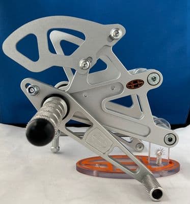 Fixed Rearsets - Honda VFR/RVF400  NC30/NC35.  RSH002.