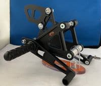Fixed Rearsets - Kawasaki ZX-7R (96-03). RSK007 BLACK.