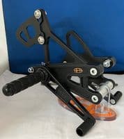 Fixed Rearsets - Kawasaki ZXR400H&L (89-99).  RSK001  BLACK
