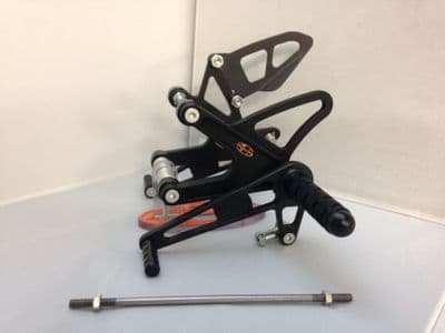 Fixed Rearsets - Kawasaki ZXR750 J/K/L (91-95). RSK017 BLACK.