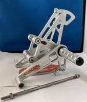 Fixed Rearsets - Suzuki SV650 (99-02). RSS001-SV