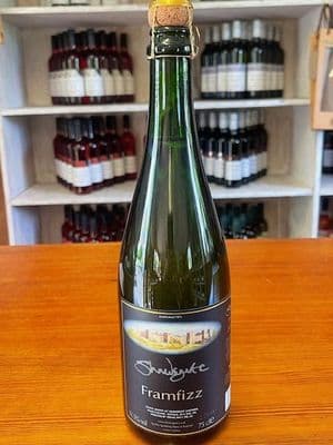 Framfizz  2023 -  Brut Charmat Sparkling White 11.5% abv